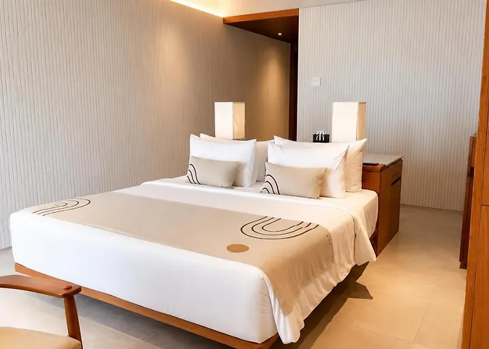 Anagata Bali فندق 4*